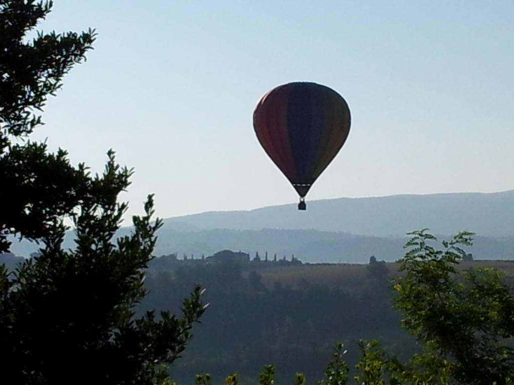 Agriturismo La Torraccia Тоди Екстериор снимка