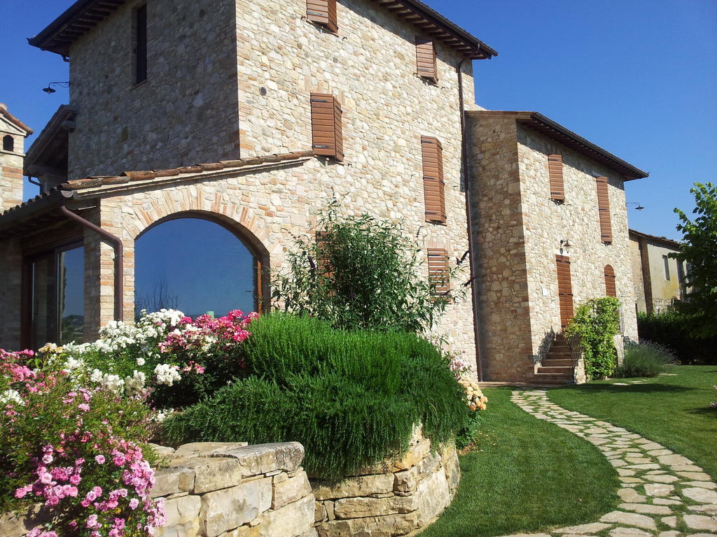 Agriturismo La Torraccia Тоди Екстериор снимка