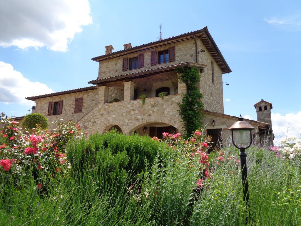 Agriturismo La Torraccia Тоди Екстериор снимка